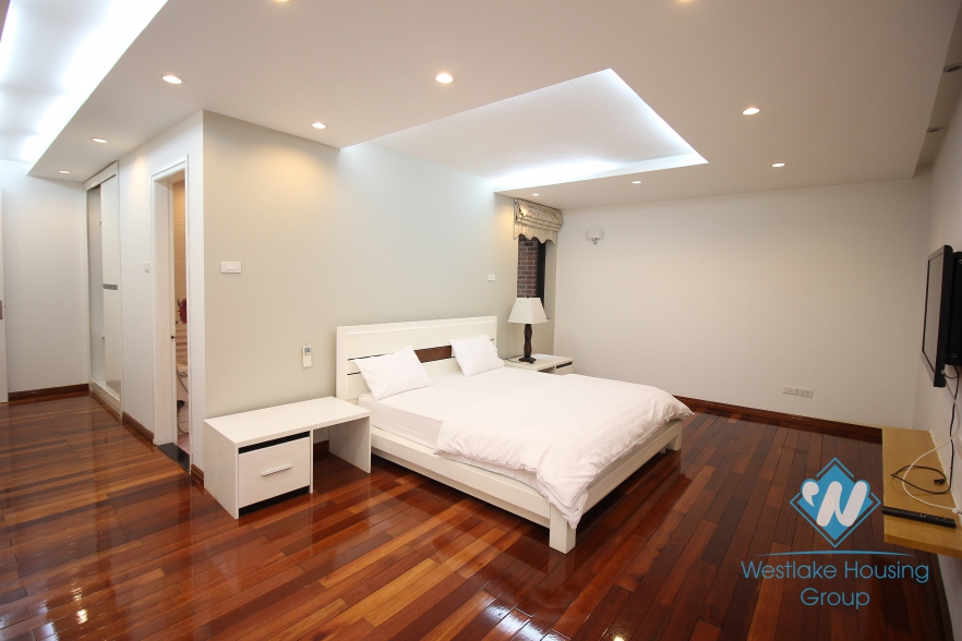 Stunning new and modern lakeside apartment for rent in Tay Ho